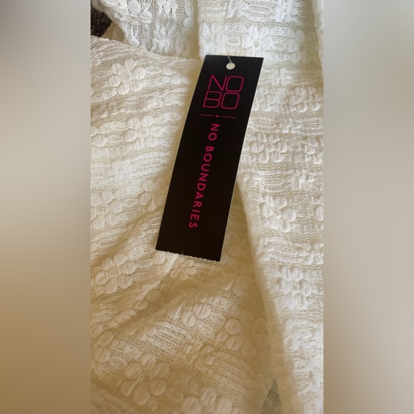 Cute Spring Top - Picture 4 of 4